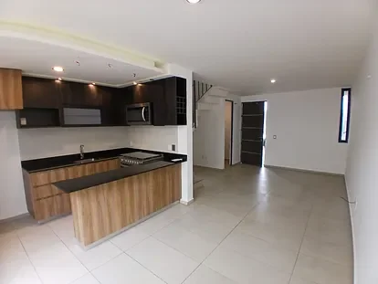 Venta de casa en Zapopan - foto 2